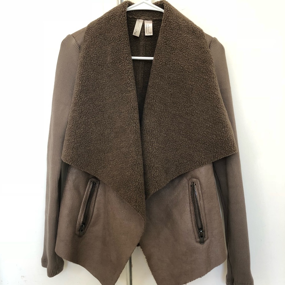 Forever 21 Exclusive Jacket Size Small